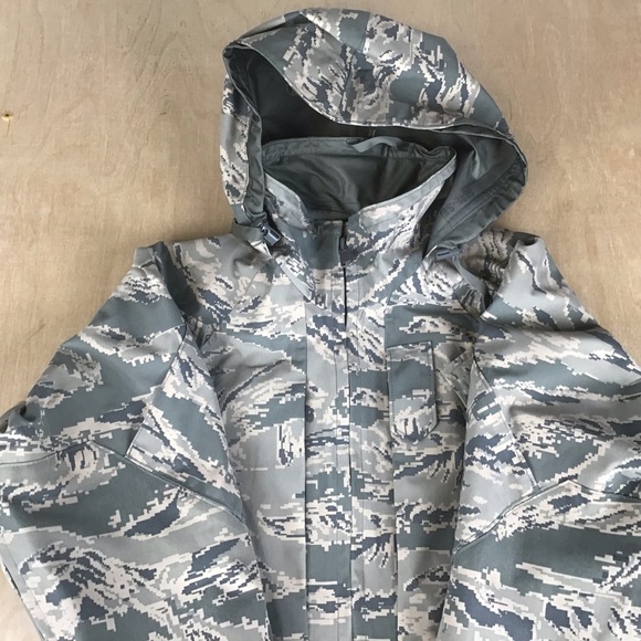 US Army All Purpose Environmental Camouflage Parka Mens Small Hooded Insulated - Picture 2 of 10